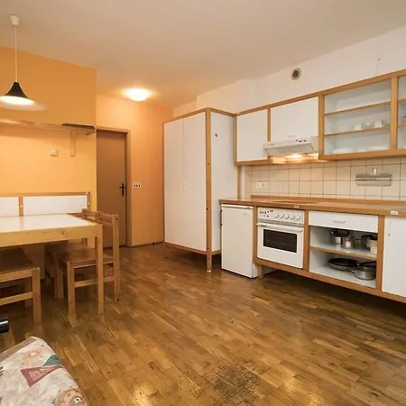 Apartment By Savica *